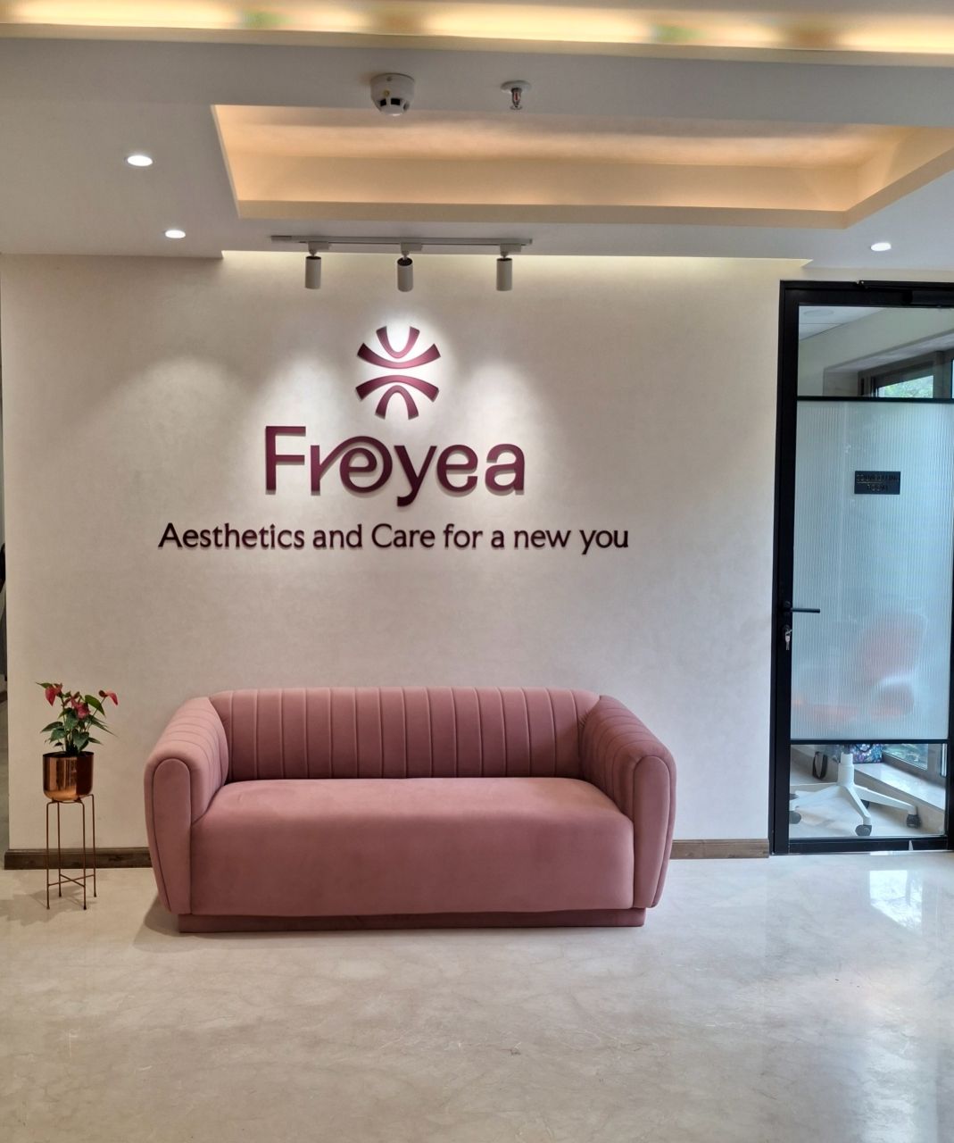 Clinic interior 9